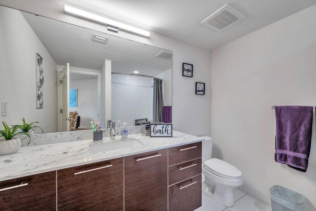 Luxury Apt 3 Mins To Dt Tampa -Pool-Gym-Balcony Exterior foto